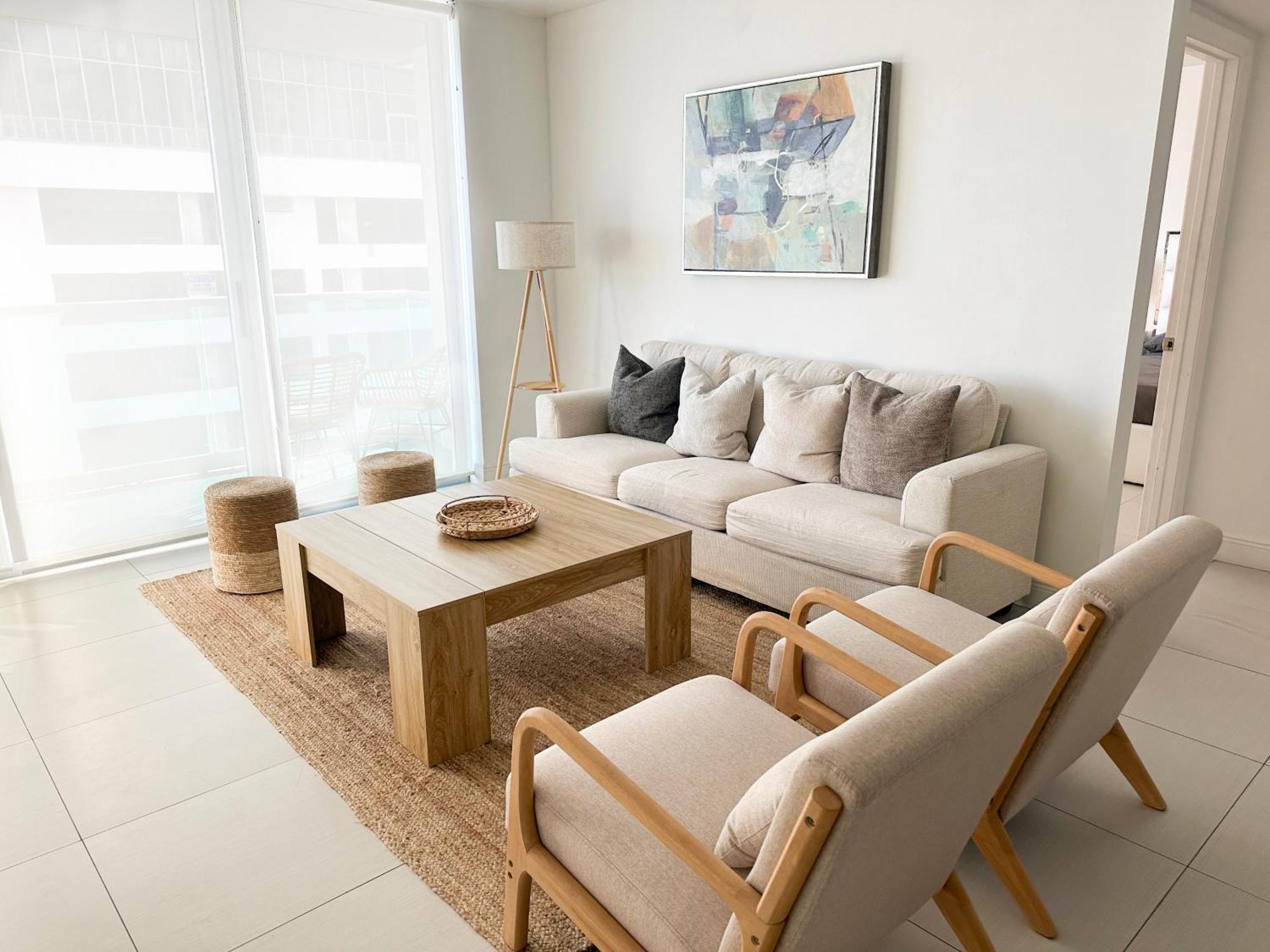 Departamento Frente Al Mar Con Salida Directa A Playa. * Hollywood